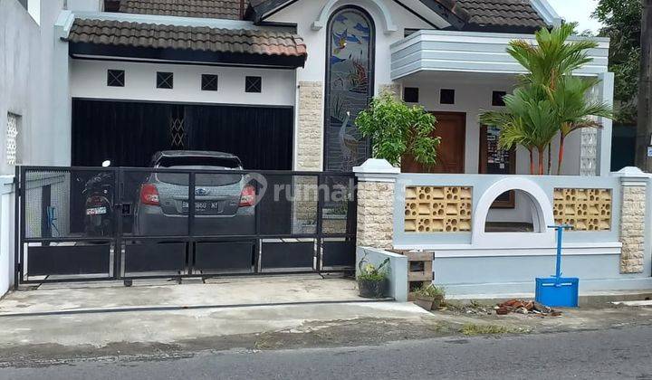 Rumah mangku aspal dekat Pasar STAN Maguwo 1