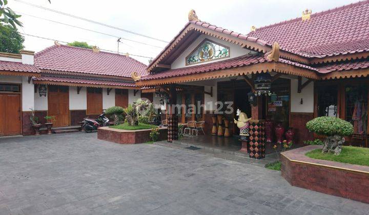 Rumah Mewah dan Besar dekat Keraton Jogja 1