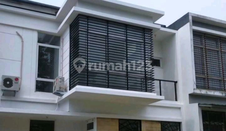 For Sale Good SHM House in Bintaro