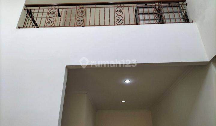 Dijual Cepat Rumah 2lt, Luas 392m2 Divilla Melati Mas Serpong Shm Bagus, Nego 2