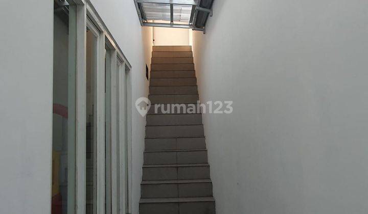 Dijual Ruang Usaha Shm Siap Pakai,446 M2,duren Sawit 1