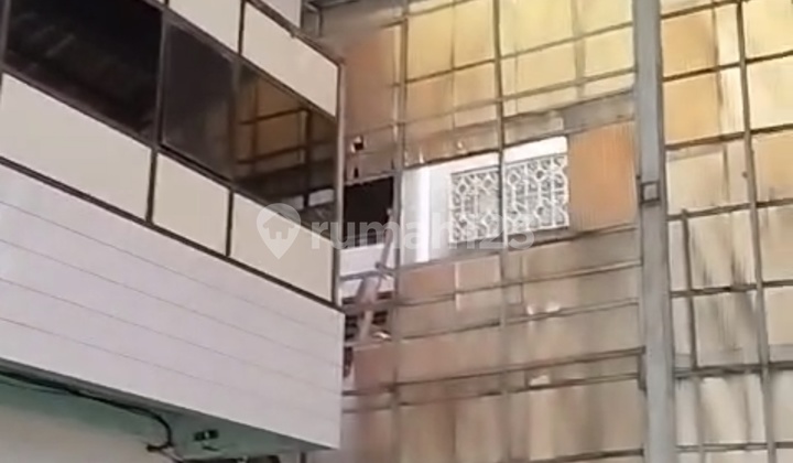 Warehouse for Rent in Jembatan Lima