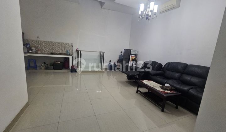 Dijual Rumah 2.5lantai Disunter Shm 