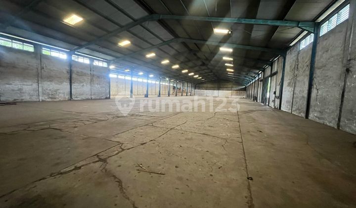 Di Sewakan Gudang ke 2 ( Bersama) Lokasi Karawaci KotaTangerang