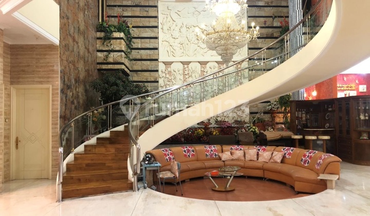 Di Jual Rumah Cantik Bonus Kios Di Danau Sunter selatan /timur Di Jual Rumah Cantik Bonus Kios Di Danau Sunter selatan /timur