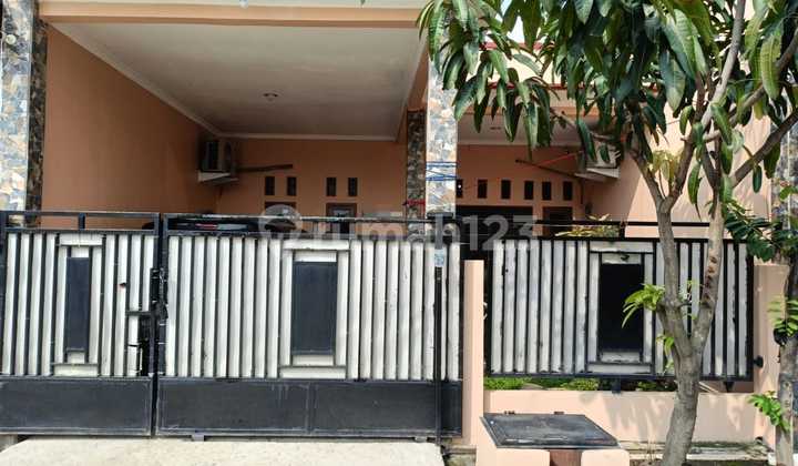 Rumah Bagus dan Terawat Siap Huni di The Palm Green Residence Bekasi 1