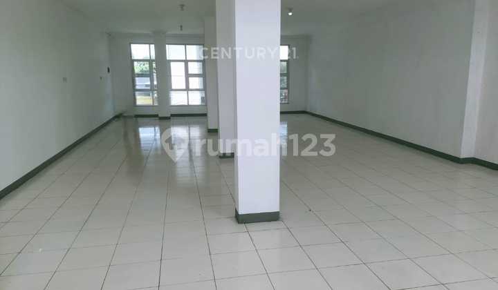 Strategic Shop House on Jl. Raya Bekasi Cakung, East Jakarta - Suitable for Shop, Office 2