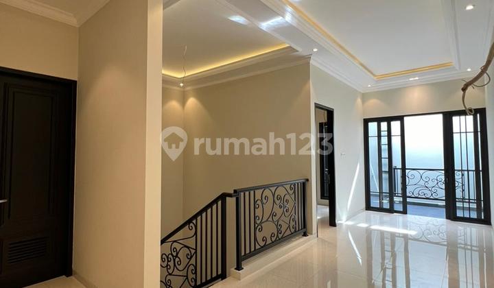 Rumah Baru Bergaya Modern Classic di Cempaka Putih Jakarta Pusat