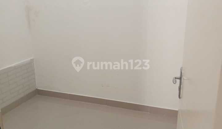 Rumah Siap Huni di Mutiara Gading City Bekasi - Strategis & Nyaman 2