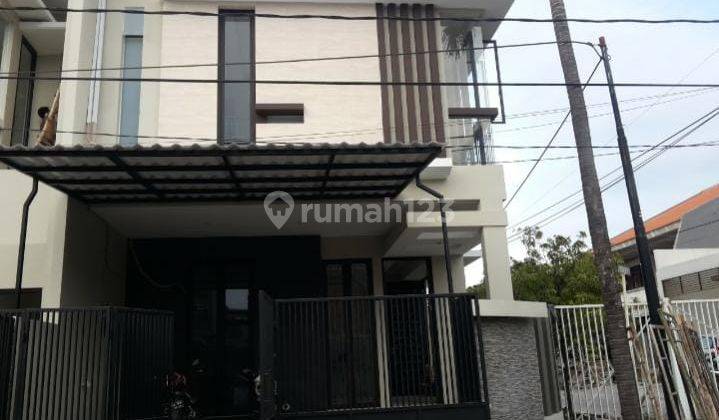 Rumah Sewa Dikontrakkan Medokan Rungkut Dekat UPN MERR Furnish 1