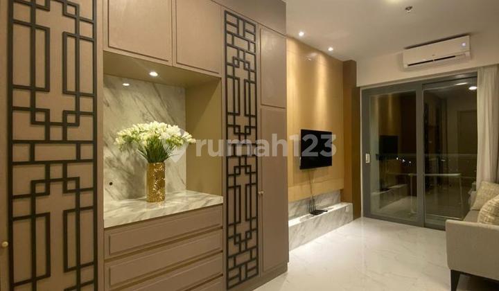 Apartemen La Viz Pakuwon Mall Furnished Mewah 2BR Interior