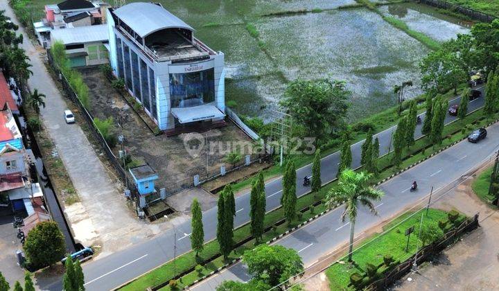 Gedung Kantor Lokasi Strategis 1