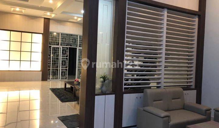 Rumah Mewah Lokasi Dekat Jalan Ahmad Yani 1 3