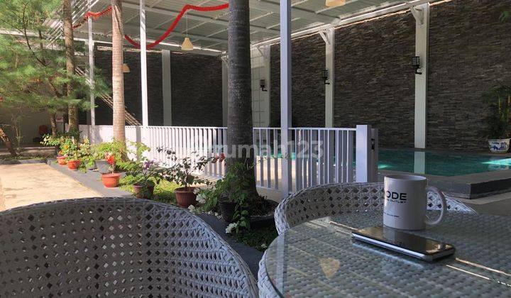Rumah Mewah Lokasi Dekat Jalan Ahmad Yani 1 8
