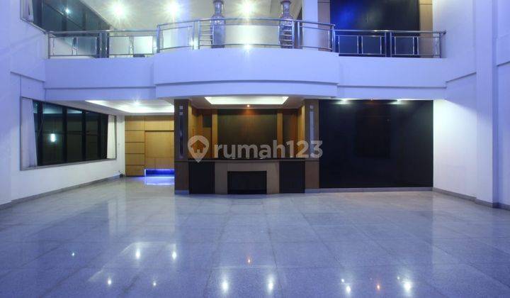 Gedung Kantor Lokasi Jalan Ahmad Yani 2 2