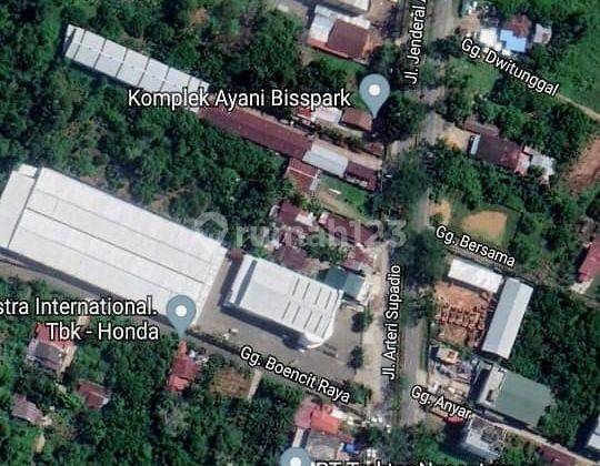 Tanah Tepi Jalan Ahmad Yani 9919m2. 2