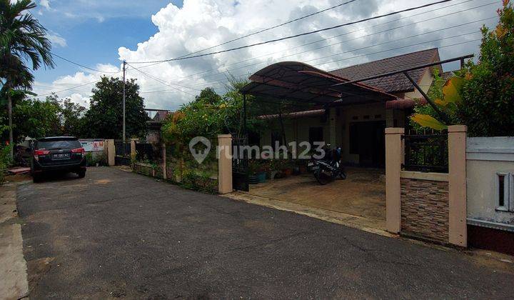 Rumah 2 Unit Jadi 1 Lokasi Kota Baru Pontianak 1