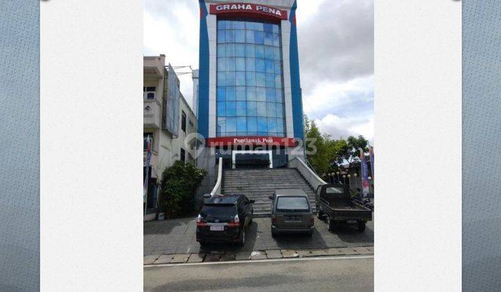 Gedung Kantor Pusat Kota Pontianak Jalan Gajahmada 2