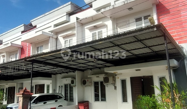 2-Story House for Sale Located on Jalan Sungai Raya Dalam 2
