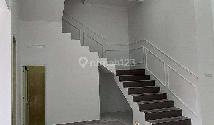 Rumah Baru 2 Lantai Kota Pontianak Jalan Danau Sentarum 2