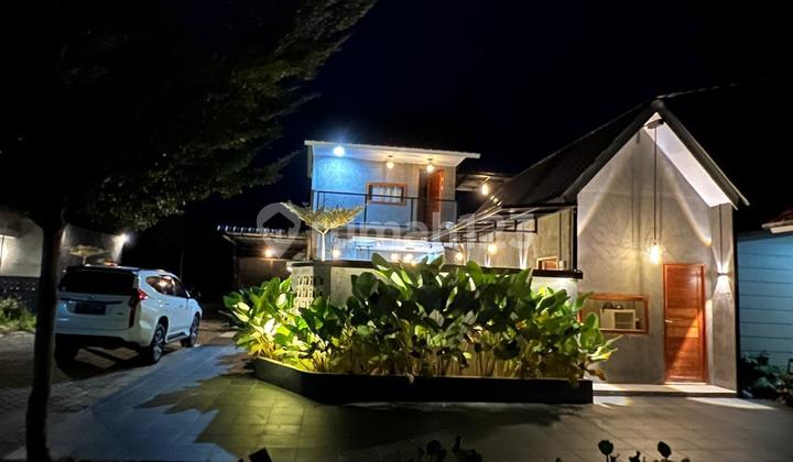 Villa Lingkungan Tenang Lokasi Jalan Kabupaten Kuburaya. 2