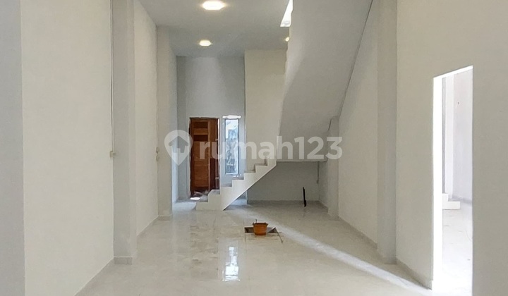 For Rent Shop House on Jalan Ahmad Yani 2/ Supadio Arterial Road 2