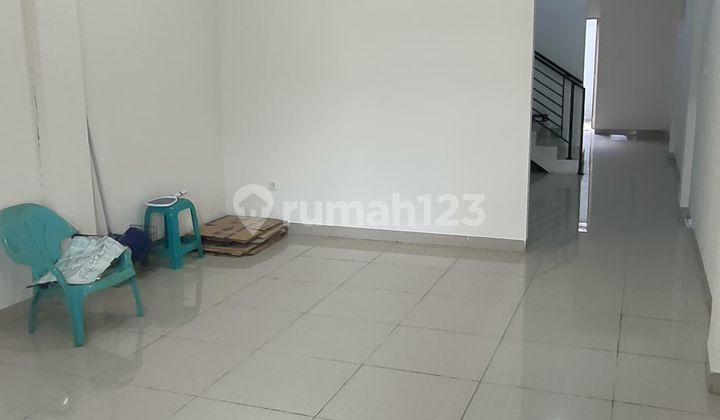 Rumah Baru 2 Lantai Dekat Jalan Ahmad Yani Pontianak 2