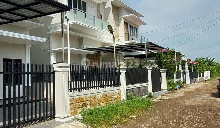 Rumah Baru 2 Lantai Kota Pontianak Jalan Danau Sentarum 2