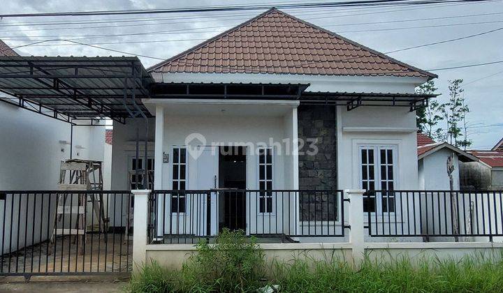 Rumah Baru Lokasi Jalan Desa Kapur Kabupaten Kuburaya