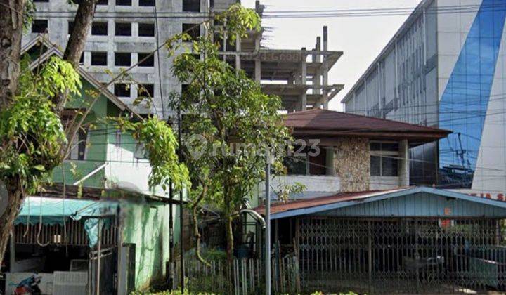 Rumah Tepi Jalan Kota Pontianak Lokasi Strategis 2