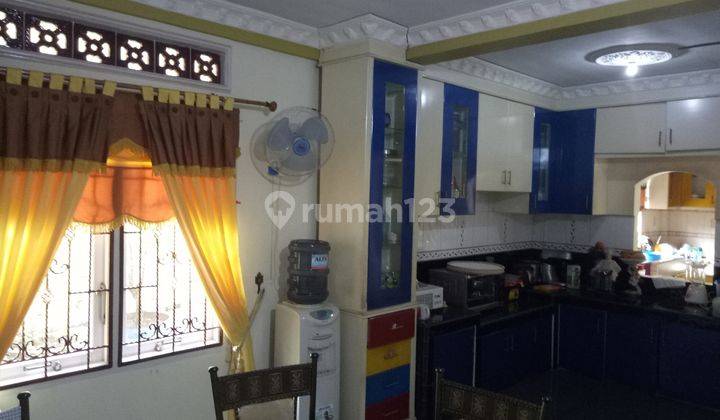 Rumah Luas Dan Nyaman Lokasi Strategis di Ilir Barat I, Palembang 2
