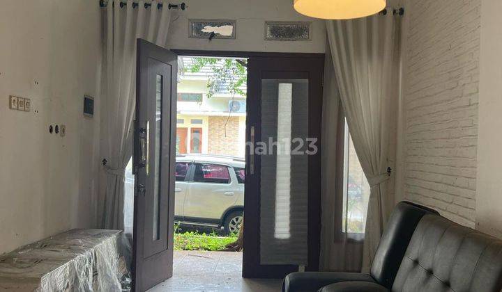 Dijual Rumah Modern Minimalis di Villa Prasadha, Ciputat 1