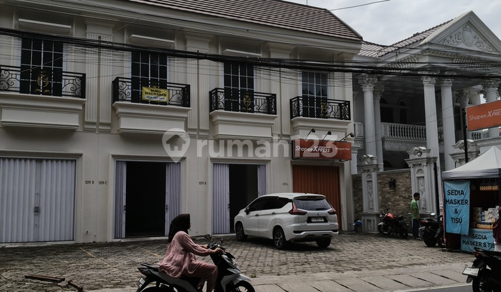 3-Unit Terrace Shophouse For Rent / Yearly Affordable Price