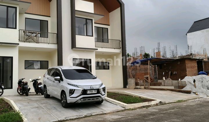 Affordable Ready-to-Occupy House Inside Jagakarsa Complex