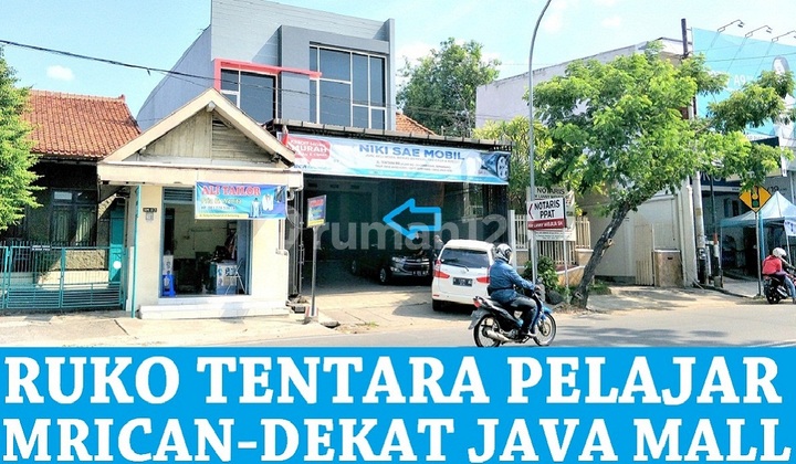 Ruko Raya Tentara Pelajar Mrican, in front of Kimia Farma Pharmacy, near Java Mall Semarang. 1