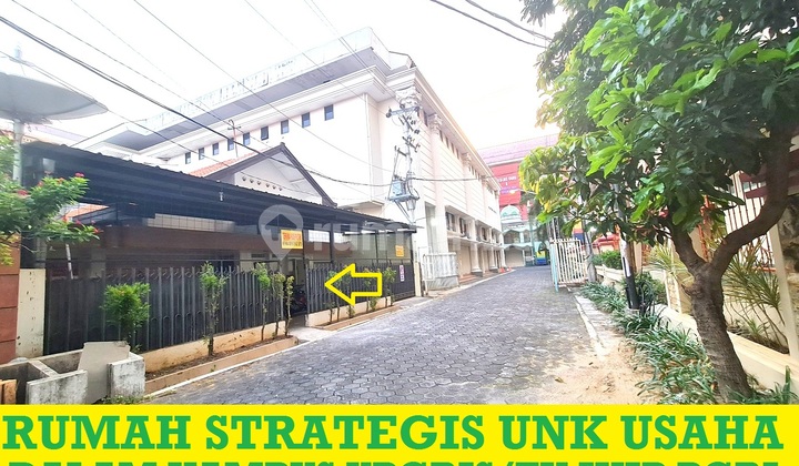 Labuhan House right next to UPGRIS Campus 1 Dr Cipto/Sidodadi Semarang. 2