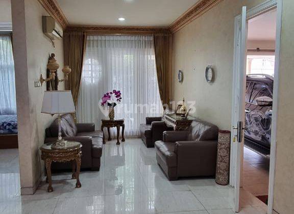 Rumah Bagus Siap Huni Rapi Terawat Furnished di Kota Wisata 2