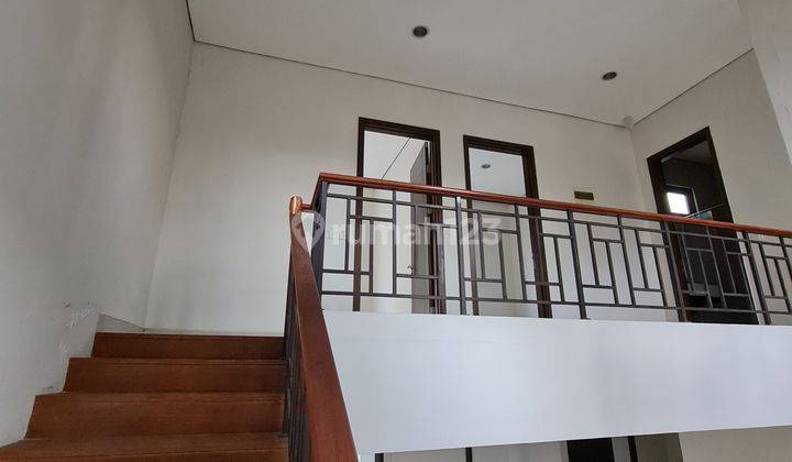 Rumah Bagus Murah Greenwich Bsd City Tangerang  2