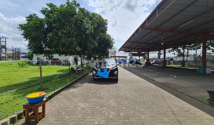 Strategic commercial land near the highway close to Gading Serpong, Tangerang. Strategic commercial land near the highway close to Gading Serpong, Tangerang.
