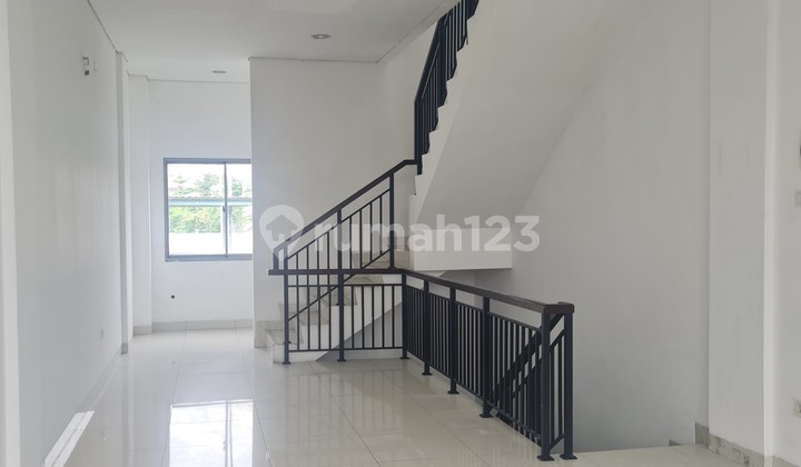 Ruko pasar modern bsd city tangerang Ruko pasar modern bsd city tangerang