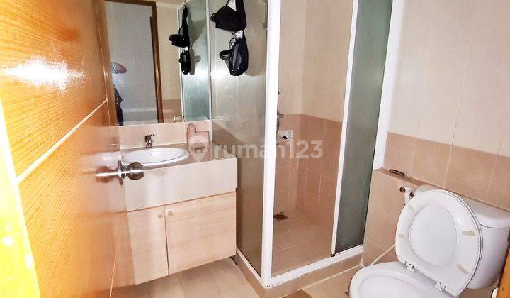 Unit 3 BR Tipe Langka Sangat Terawat Dipakai Sendiri Tower A 11