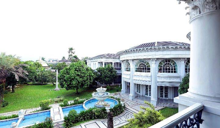 Rumah di Bukit Golf Utama Luxury Huge Pondok Indah Immediate Sale 1