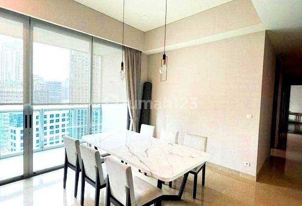Dijual Murah Sekali Unit Langka 3 BR Suite Private Lift  1
