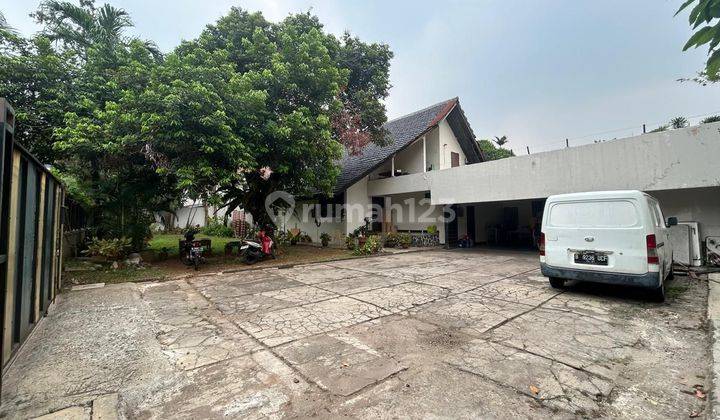 Dijual Rumah Lama Satu Lantai
kemang Dekat Kemamg Vilage Shm 1