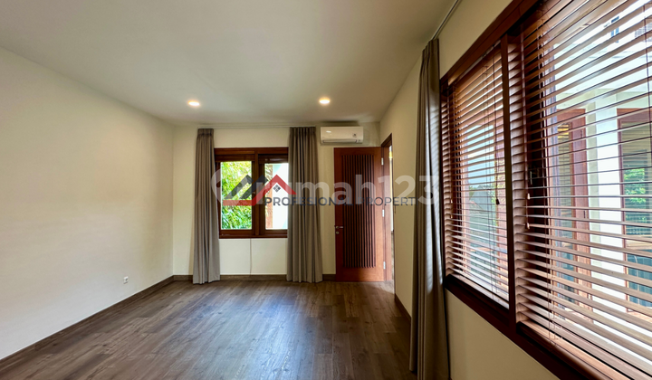 Rumah Bergaya Resort Modern Tropis Di Cilandak Jakarta Selatan  2