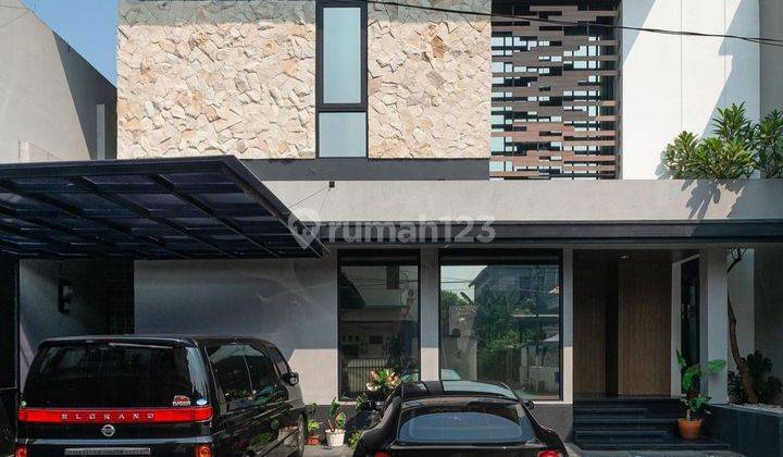 Brand New modern tropical house Fully furnished 3 Lantai 2