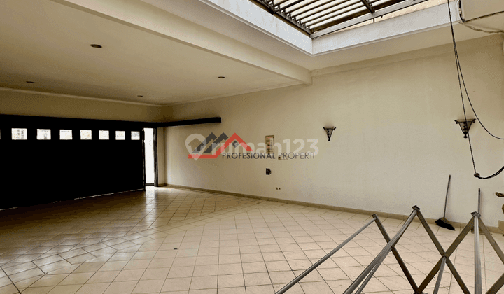 Rumah Modern Minimalis Dekat Mall Lokasi Strategis 2