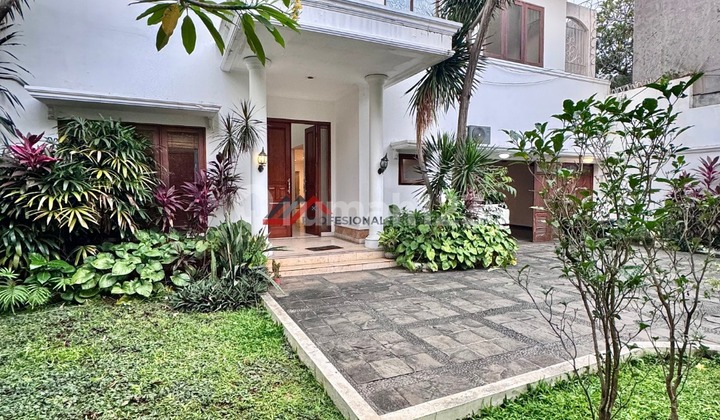 Kemang Dalam Nice House Large Yard Premium Area Expat-Friendly Neighborhood Flood-Free