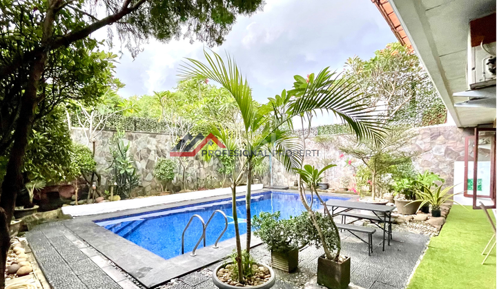 Rumah Bagus dengan Swimming Pool Harga Menarik area Pejaten Jakarta Selatan Rumah Bagus dengan Swimming Pool Harga Menarik area Pejaten Jakarta Selatan