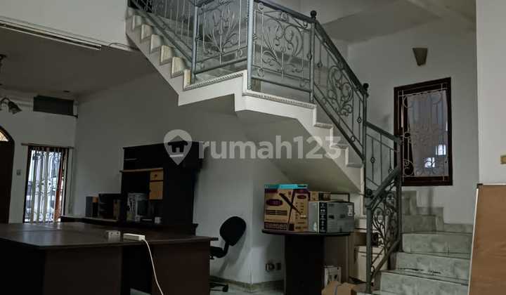Bisa Buat Kantor - Dekat Scbd - Harga Sewa 225 Juta Per Tahun. Nego -